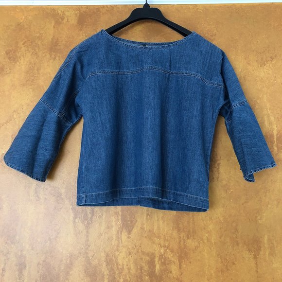 Gap Denim Bell-Sleeve Denim Top - Picture 1 of 6